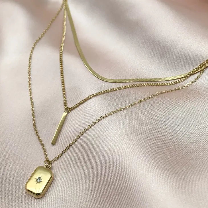 Mai Desiree Gabrielle Gold Starburst Stack Necklace