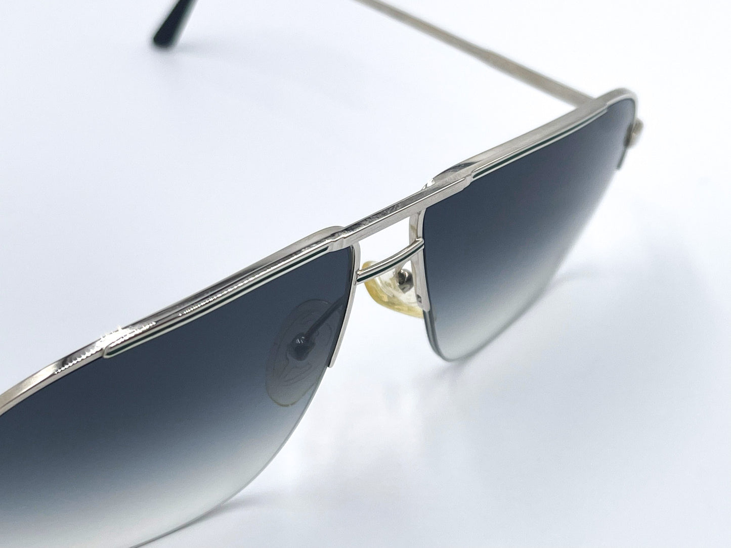Vintage 1980s LES LUNETTES ESSILOR Sunglasses Model 022