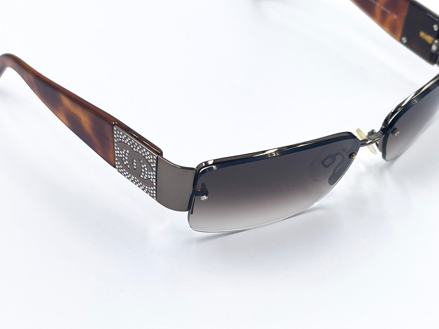 Vintage CHANEL Sunglasses Model CC4117B